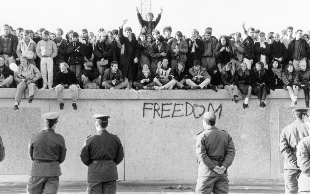Commémoration des 30 ans de la chute du mur de Berlin au collège